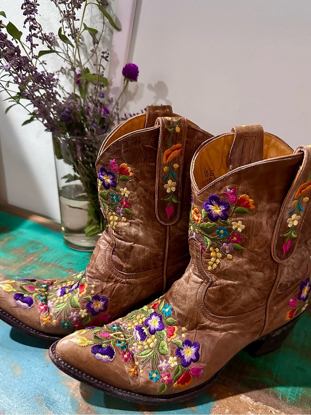 Old Gringo Leather Boots with Colorful Floral Embroidery